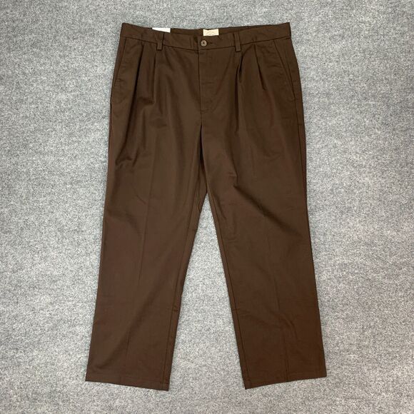 St Johns Bay Pleated Pant Mens 38 Brown Cotton Blend Classic Fit Easy Care Chino - Picture 2 of 13